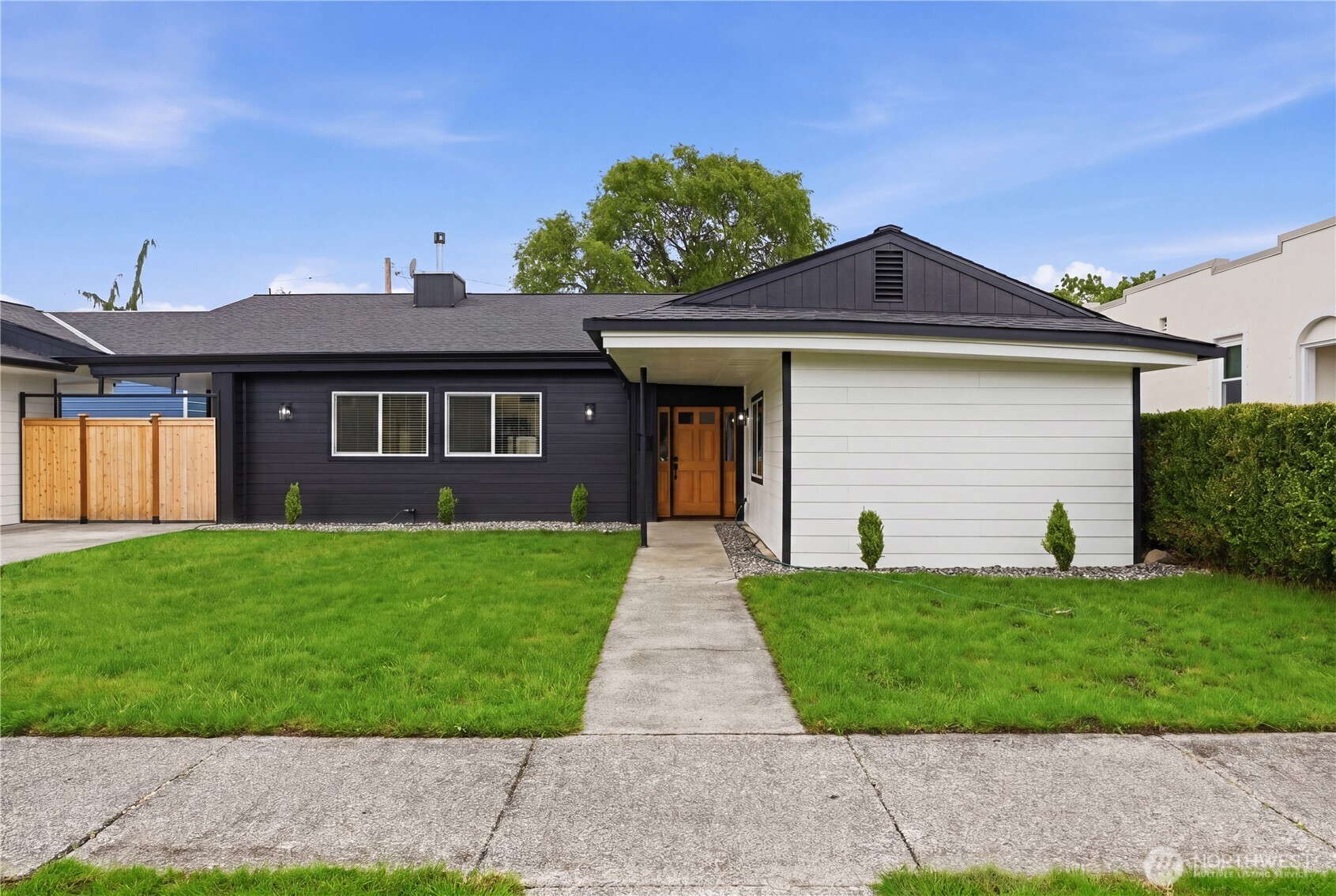 307 S 11th Street , Mount Vernon, WA 98274
