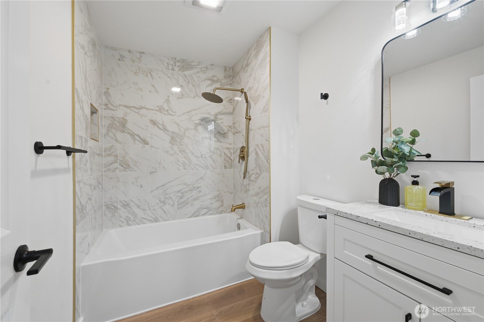 307 S 11th Street , Mount Vernon, WA 98274