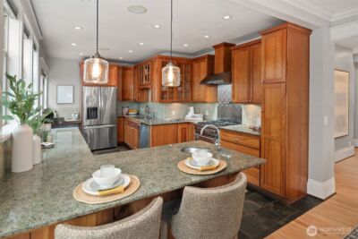 159 Blaine Street , Seattle, WA 98109 - Photo 16