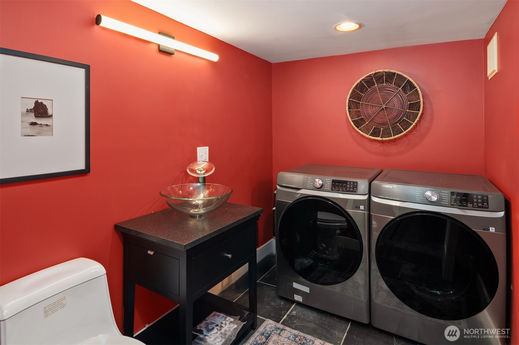 159 Blaine Street , Seattle, WA 98109
