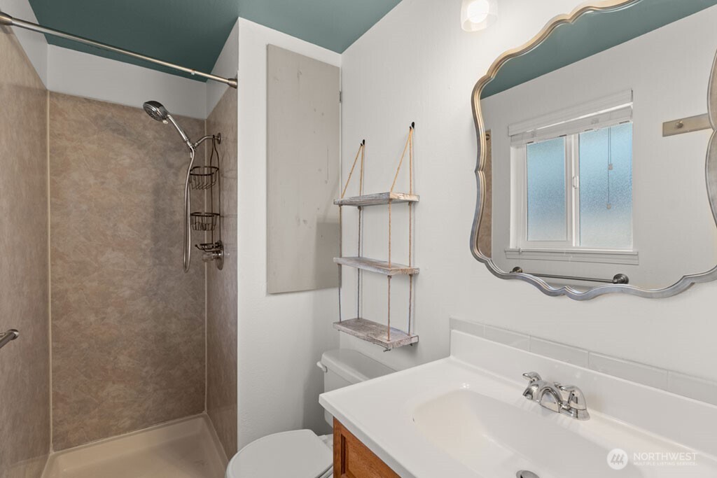 903 9th Avenue SW, Tumwater, WA 98512
