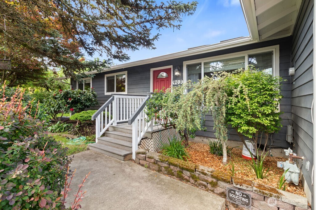903 9th Avenue SW, Tumwater, WA 98512