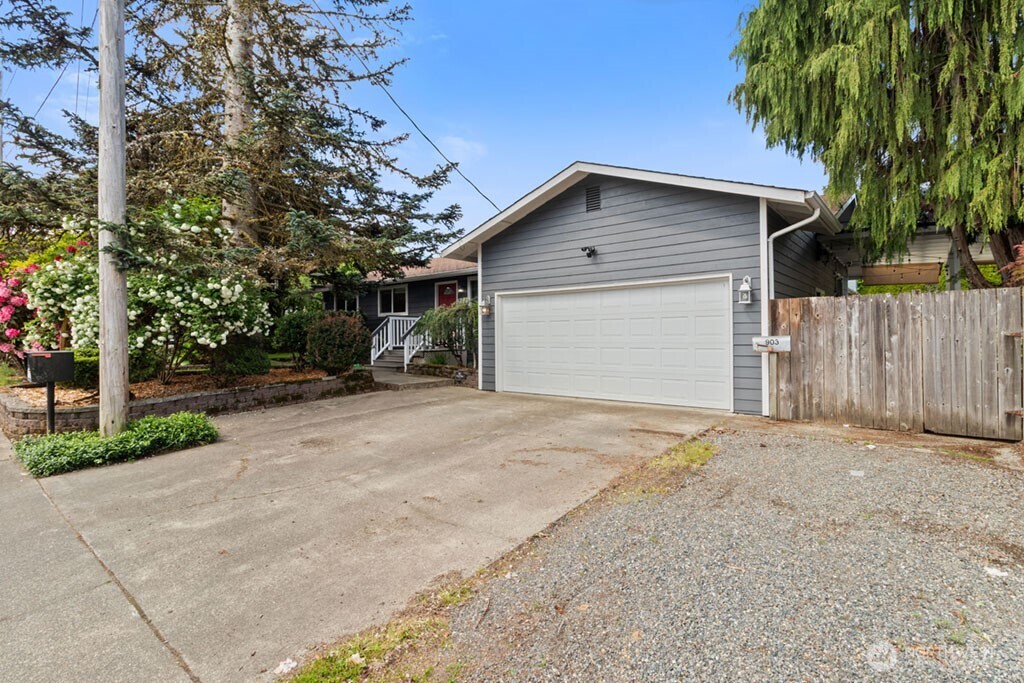 903 9th Avenue SW, Tumwater, WA 98512