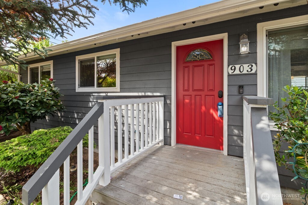 903 9th Avenue SW, Tumwater, WA 98512