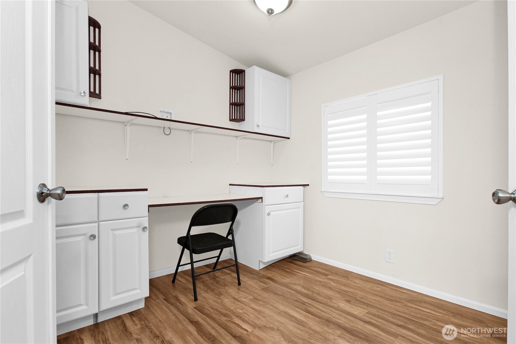 4264 Lakeview Lane SE, Lacey, WA 98503