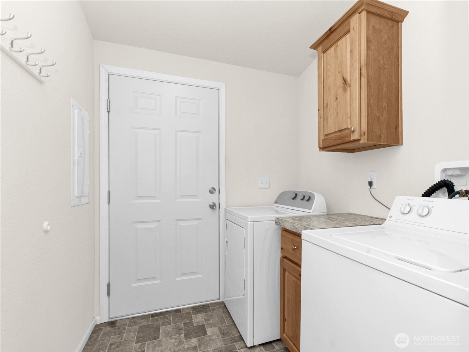 4264 Lakeview Lane SE, Lacey, WA 98503