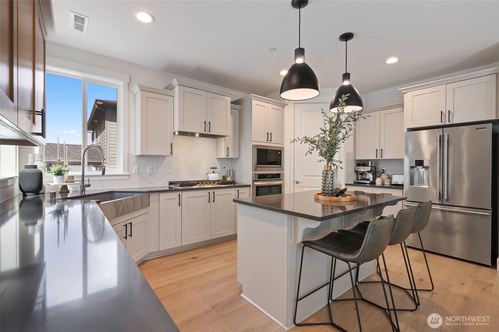 5466 N 91st Avenue , Camas, WA 98607