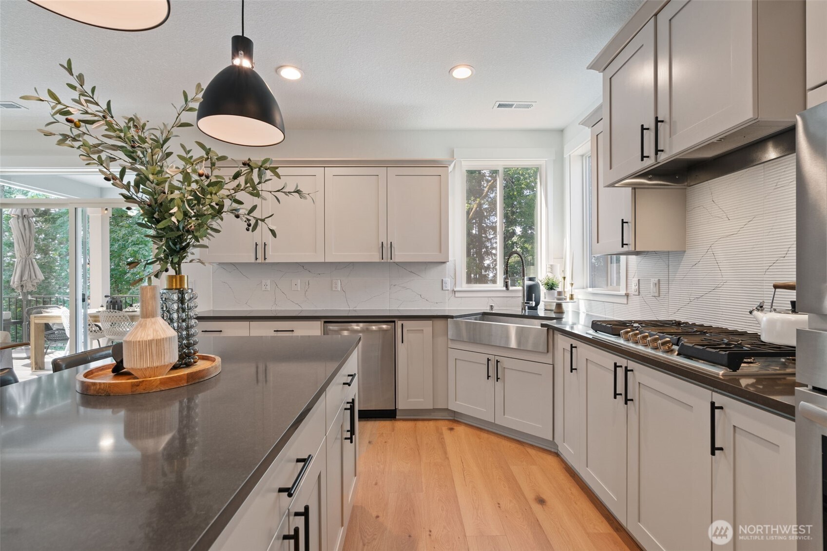 5466 N 91st Avenue , Camas, WA 98607