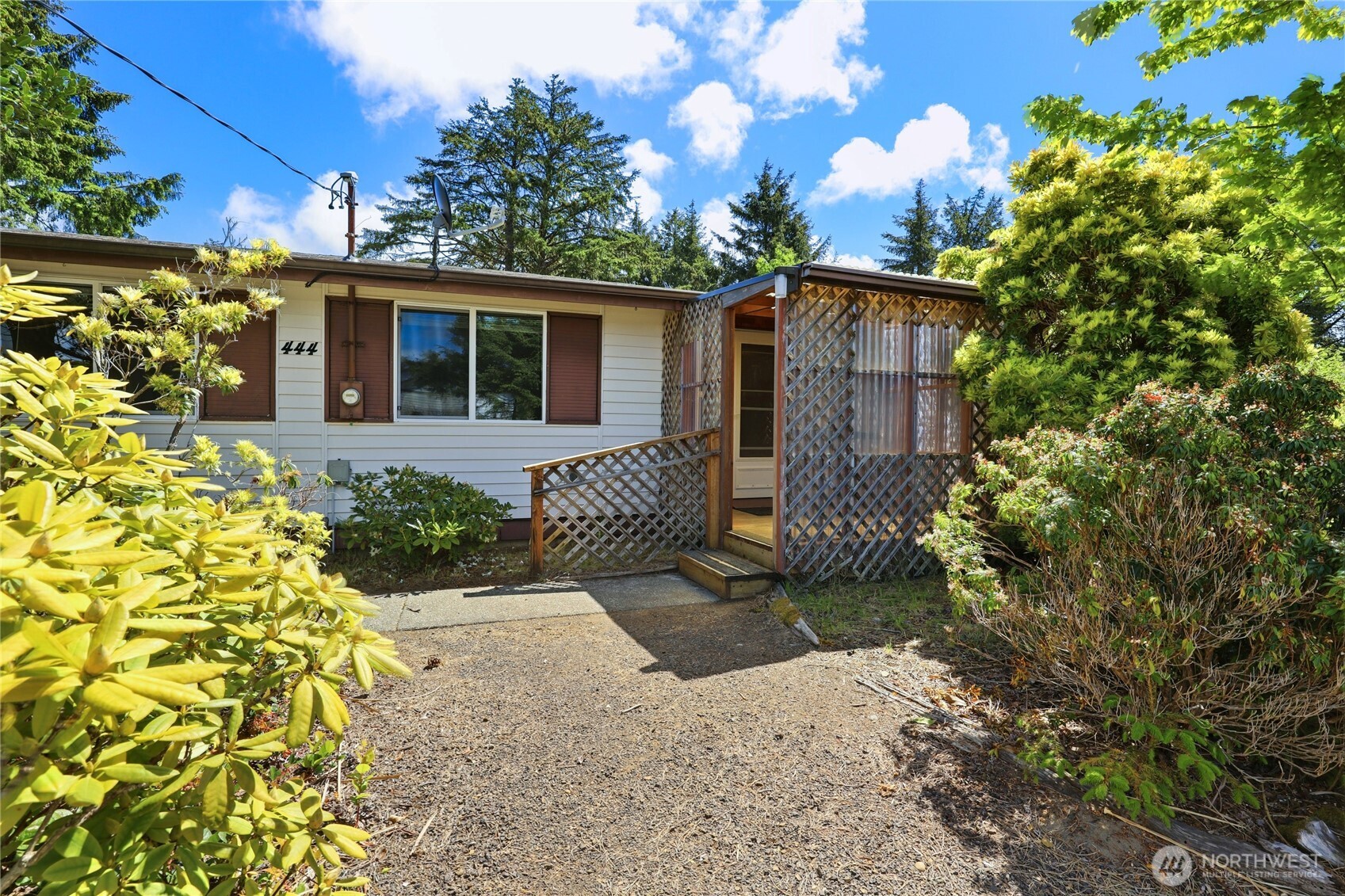 444 Canal Drive SE, Ocean Shores, WA 98569