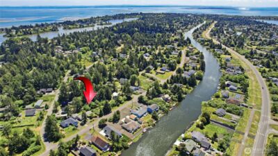 444 Canal Drive SE, Ocean Shores, WA 98569 - Photo 38