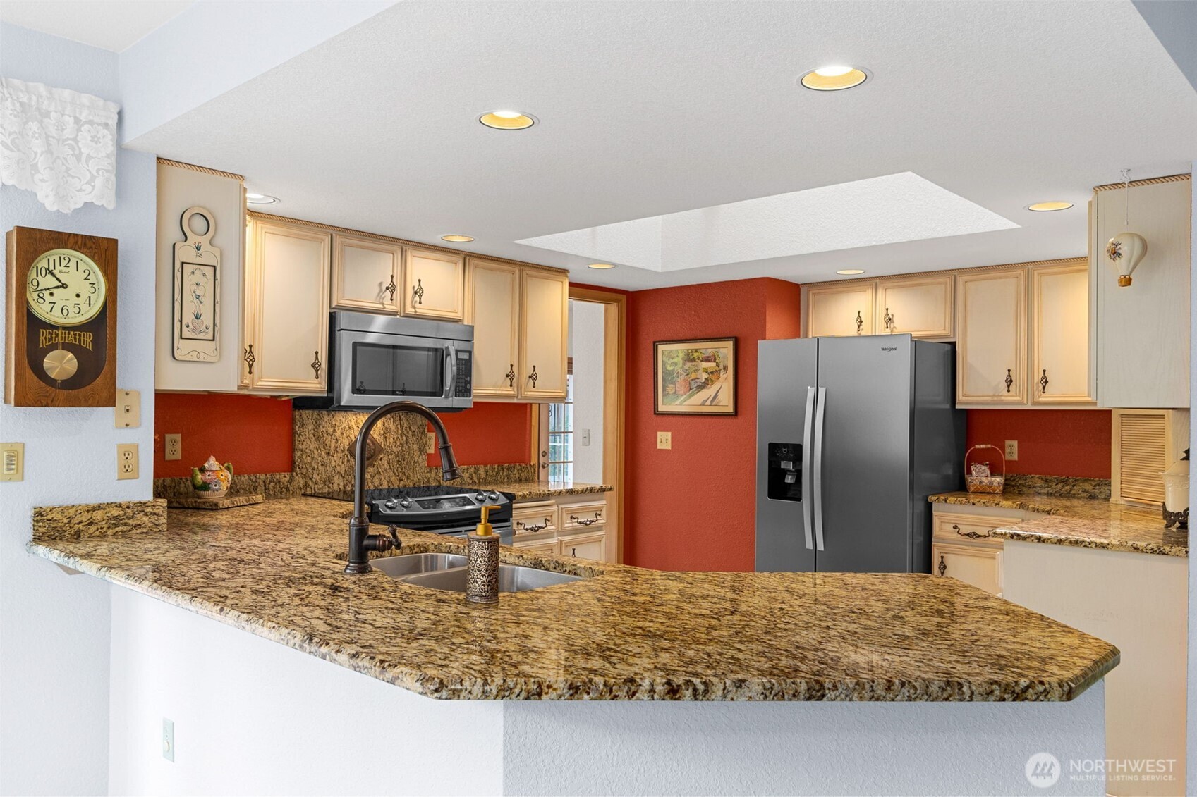 2716 Walnut Loop NW, Olympia, WA 98502