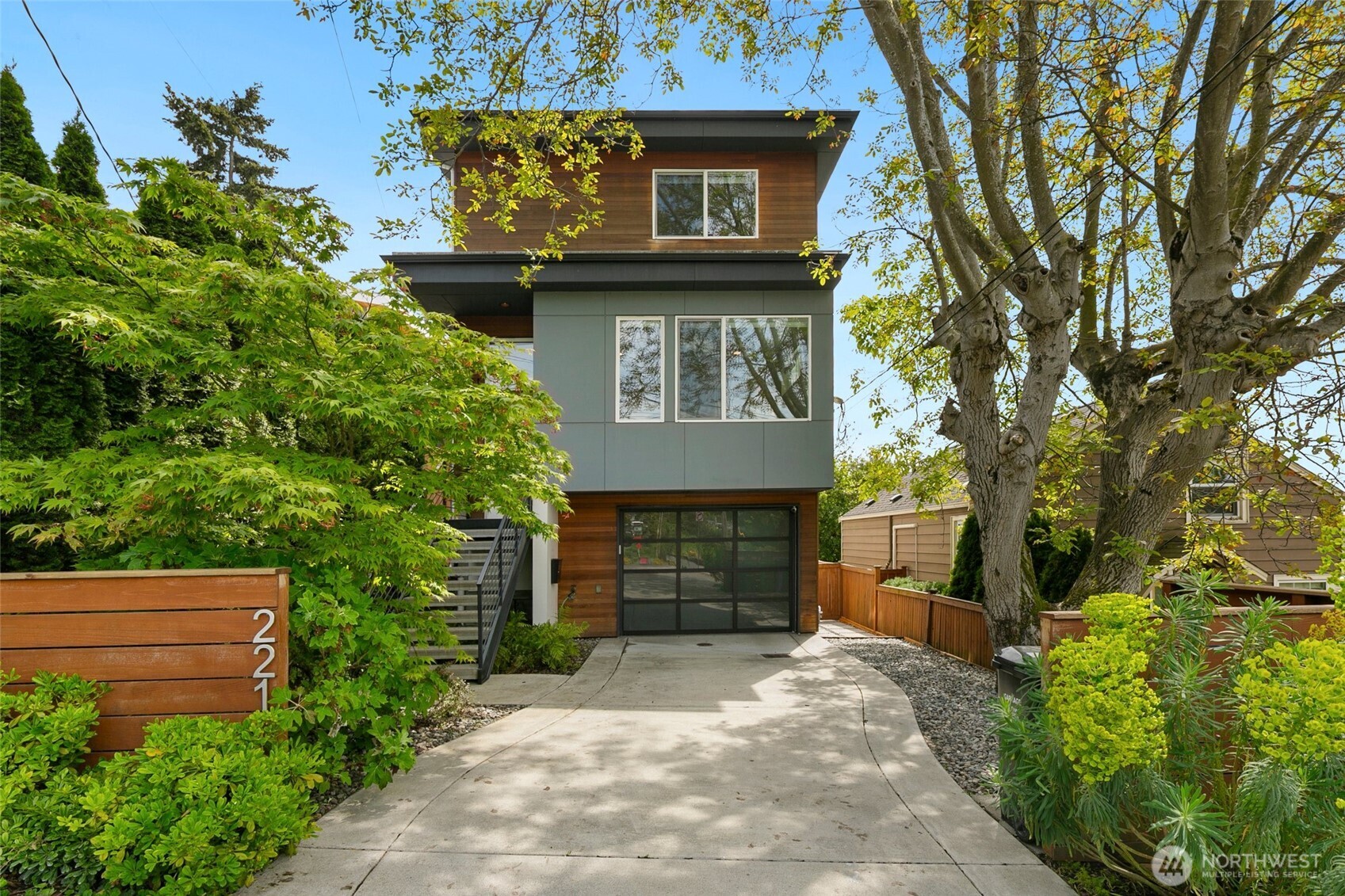 221 NW 50th Street , Seattle, WA 98107