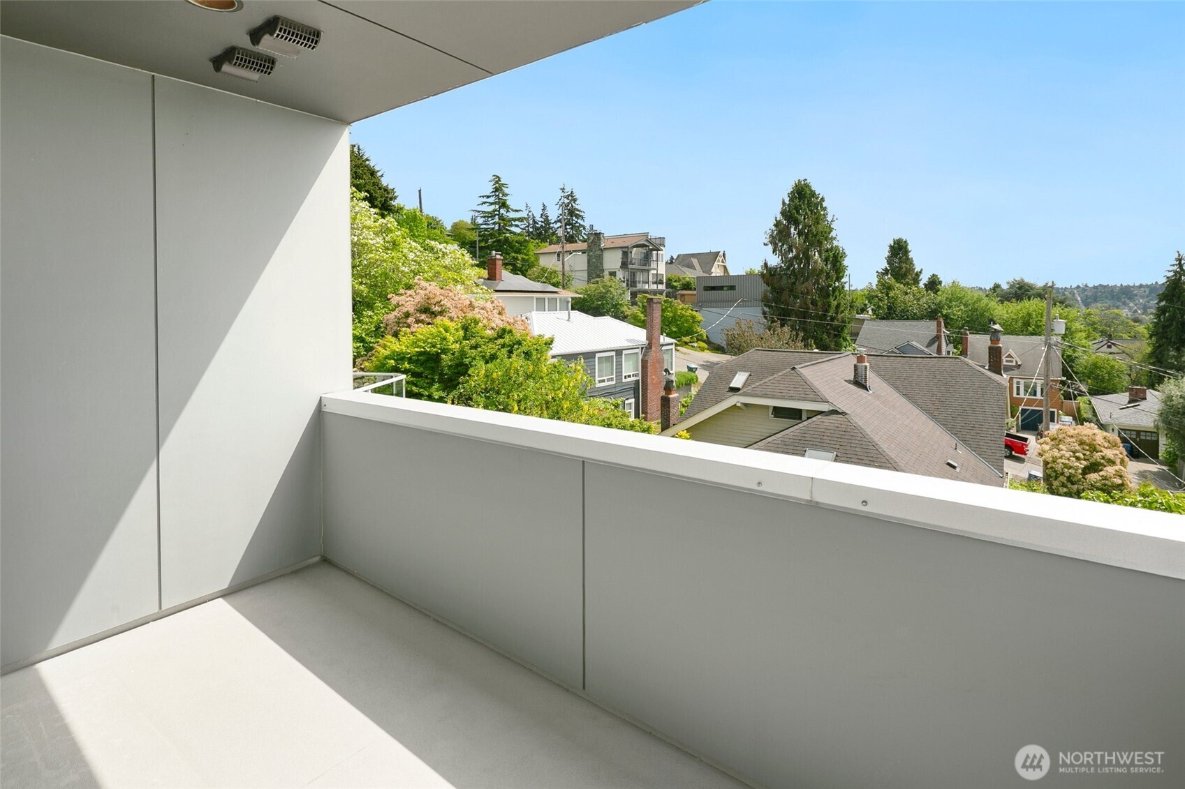 221 NW 50th Street , Seattle, WA 98107