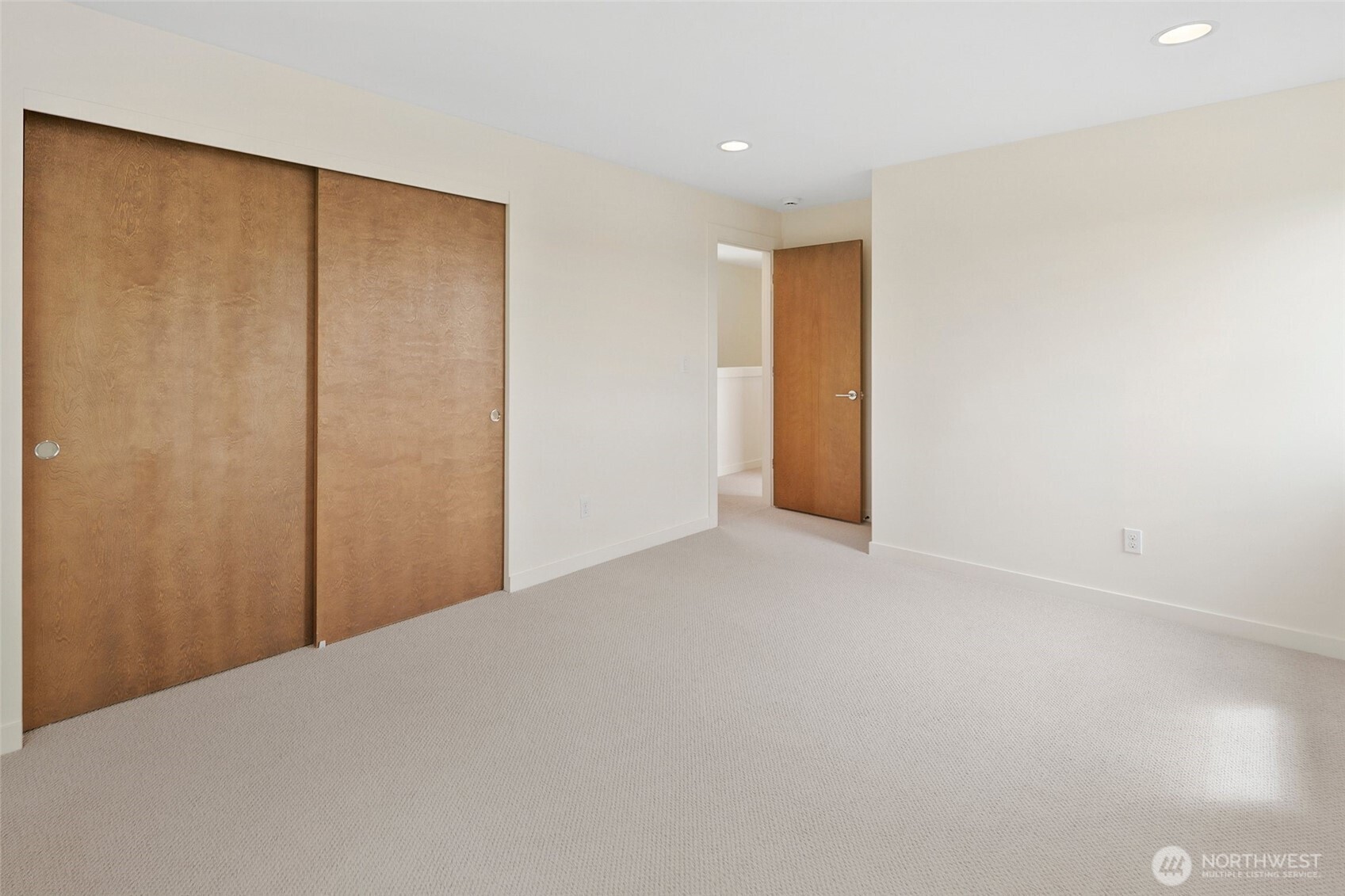 221 NW 50th Street , Seattle, WA 98107