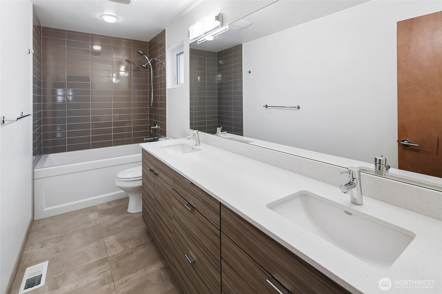 221 NW 50th Street , Seattle, WA 98107