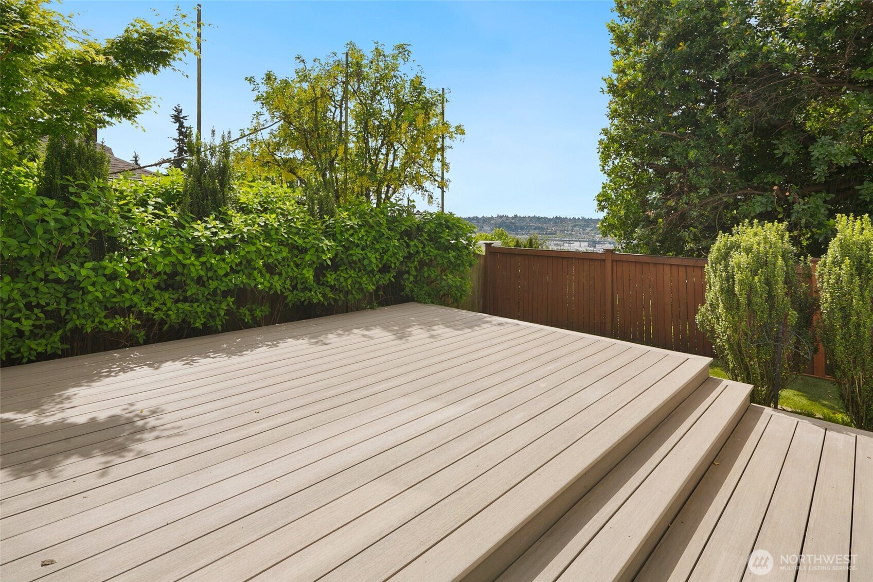 221 NW 50th Street , Seattle, WA 98107