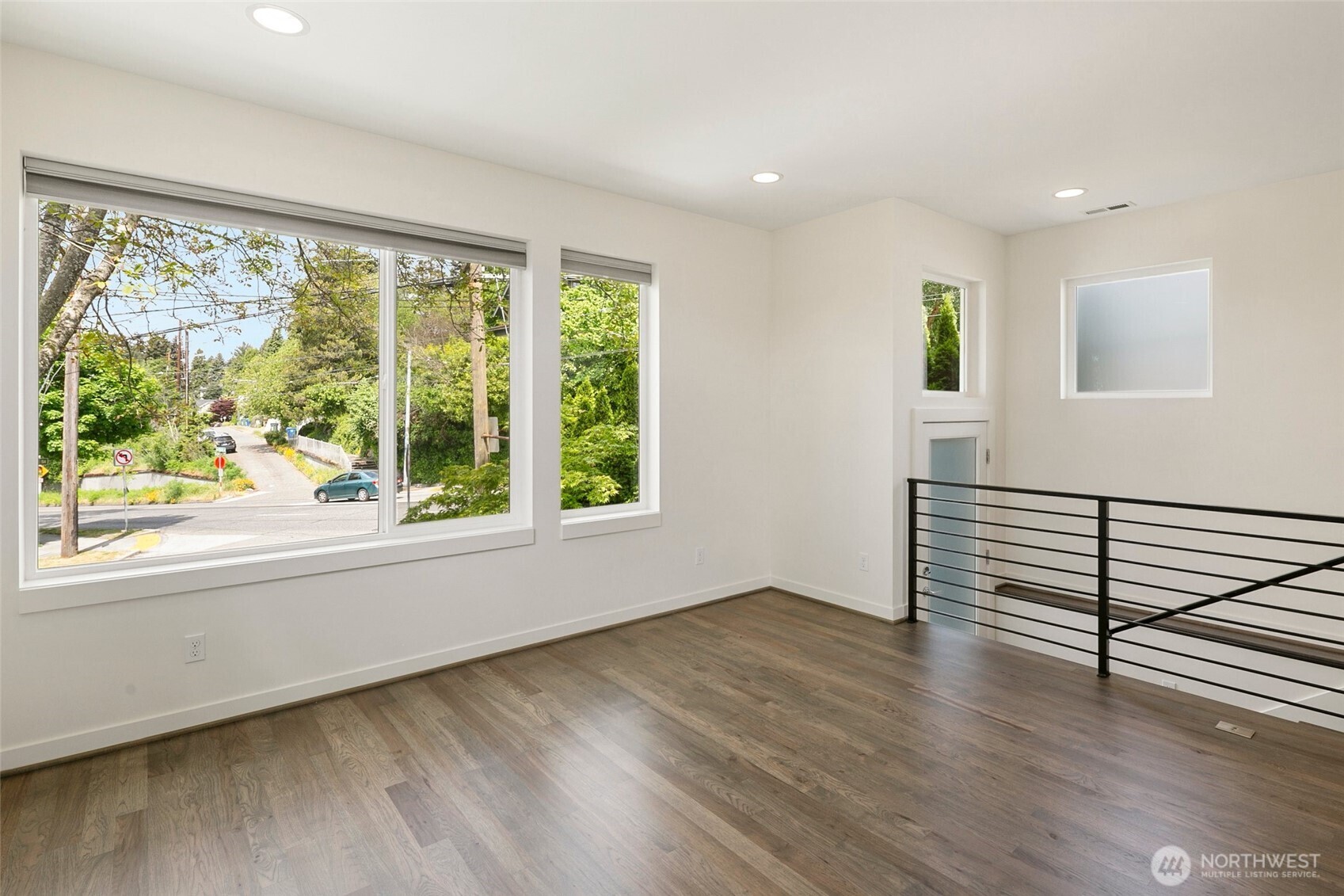 221 NW 50th Street , Seattle, WA 98107