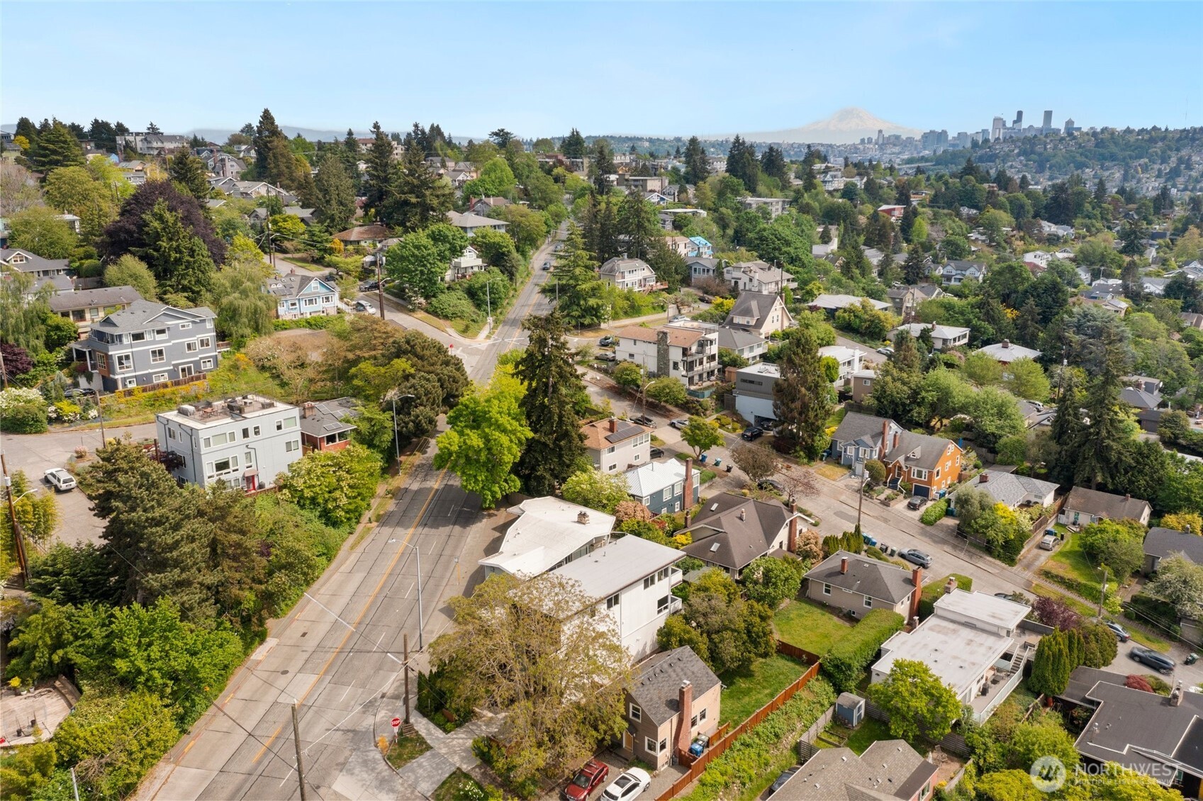 221 NW 50th Street , Seattle, WA 98107