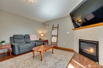 302 Pine Street , Woodland, WA 98674 - Photo 12