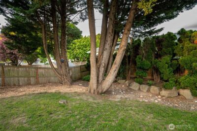 302 Pine Street , Woodland, WA 98674 - Photo 28