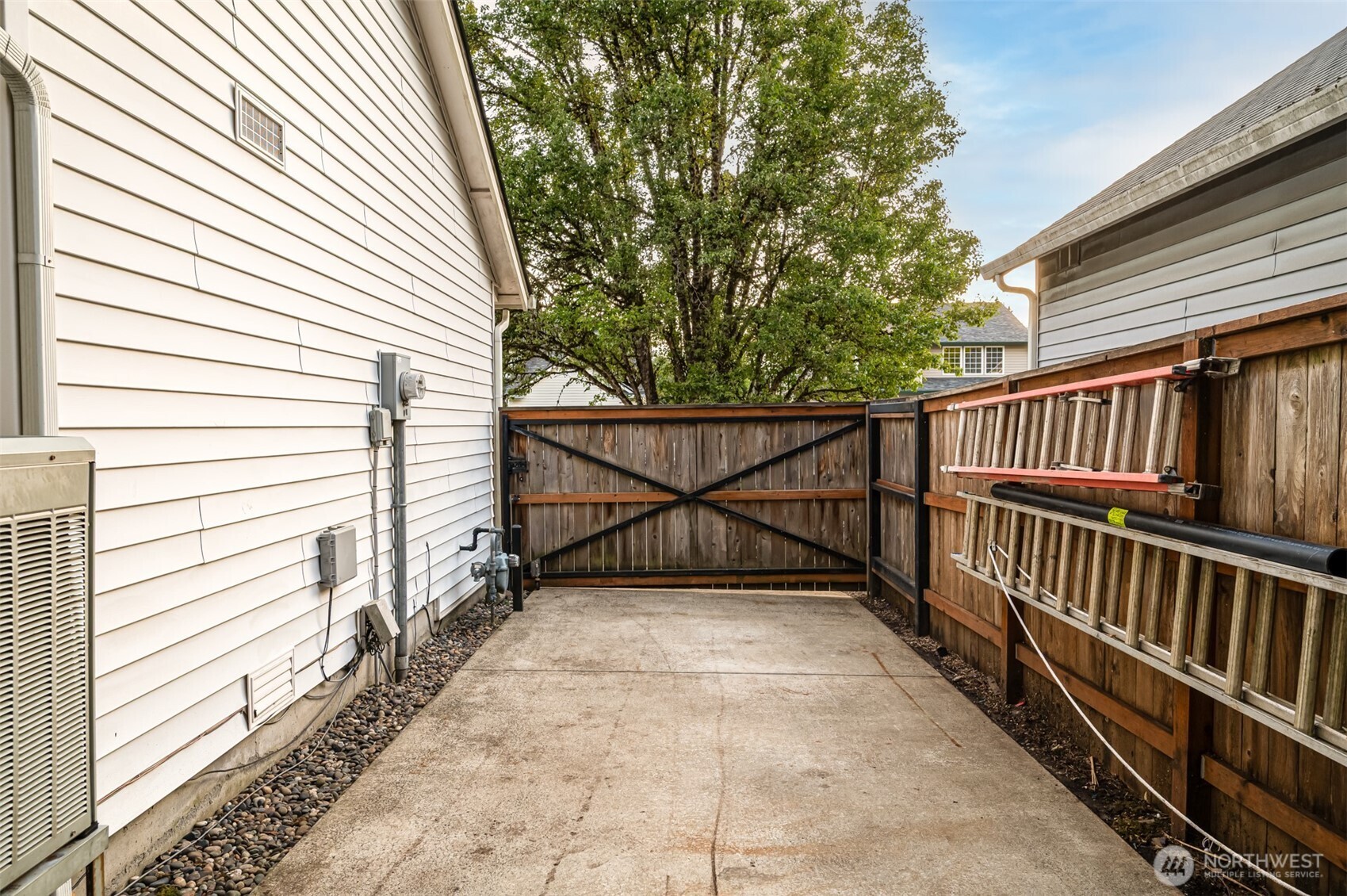 302 Pine Street , Woodland, WA 98674