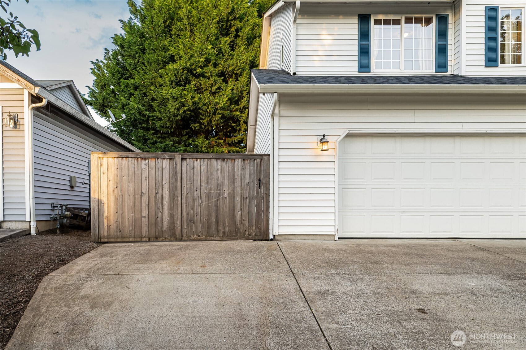 302 Pine Street , Woodland, WA 98674