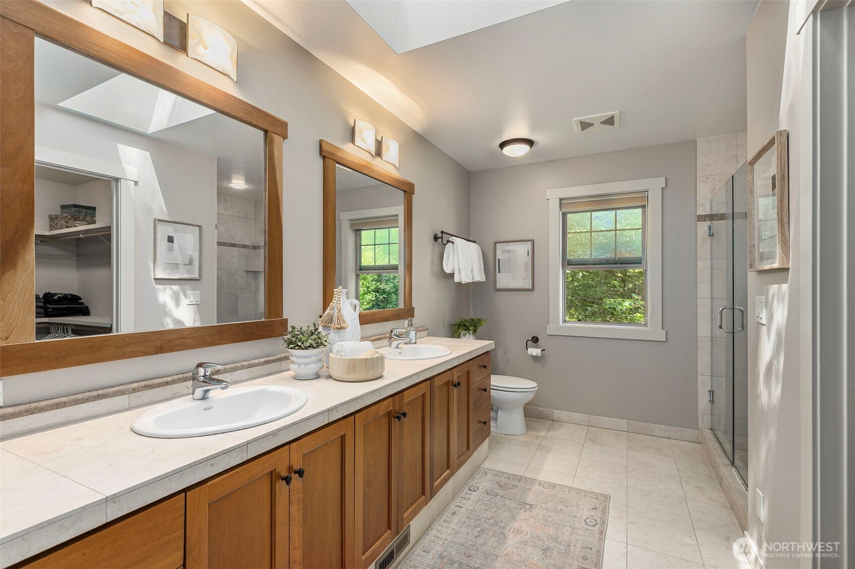 4810 Rose Avenue NE, Bainbridge Island, WA 98110