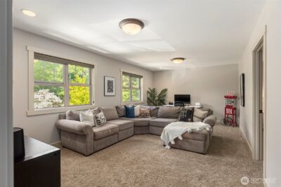 4810 Rose Avenue NE, Bainbridge Island, WA 98110 - Photo 27