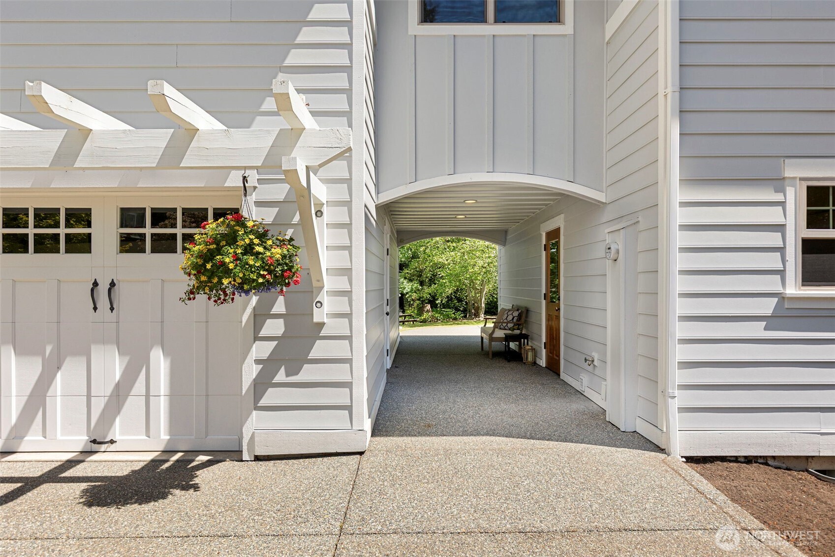 4810 Rose Avenue NE, Bainbridge Island, WA 98110
