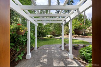 4810 Rose Avenue NE, Bainbridge Island, WA 98110 - Photo 5