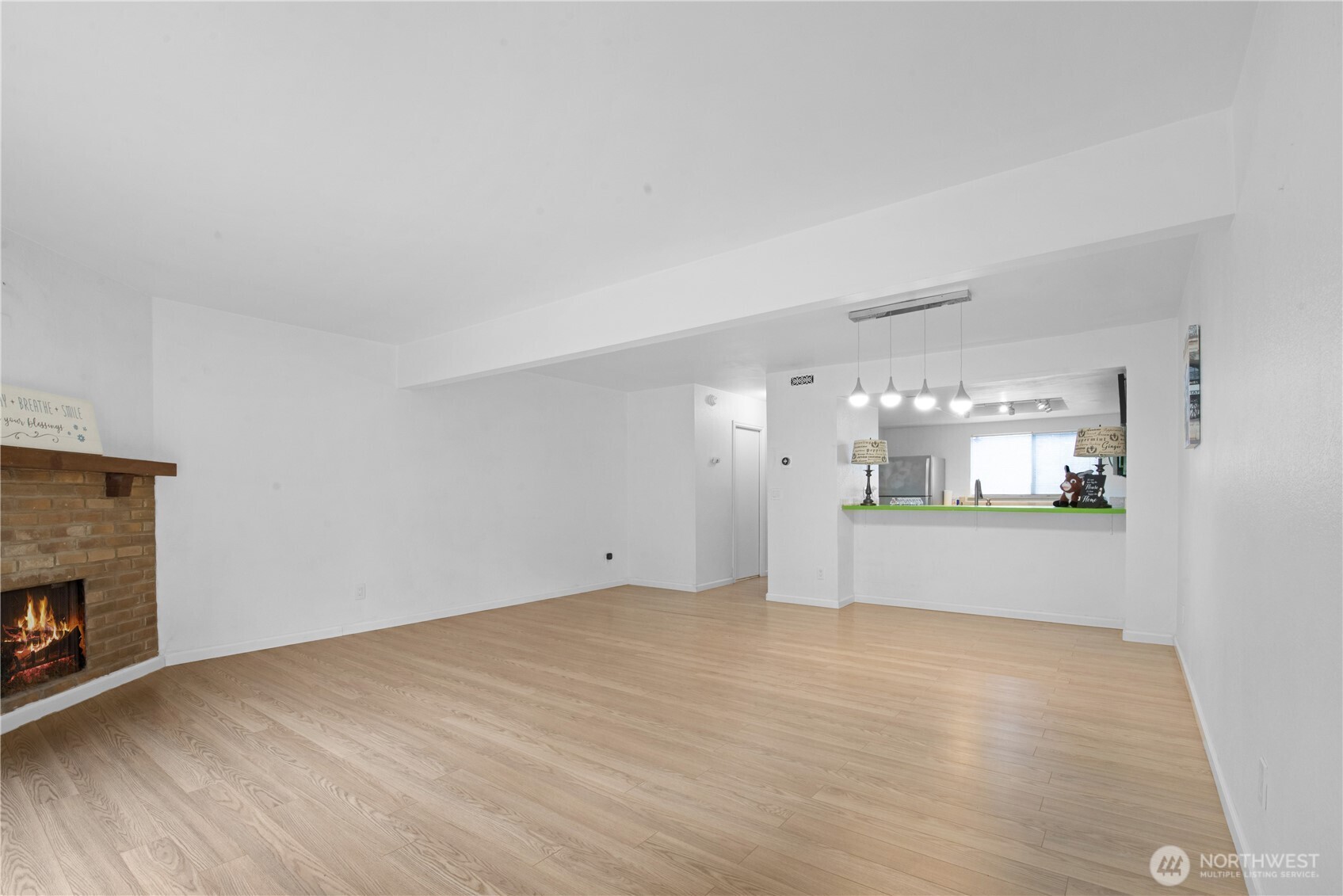 317 SW 112th Street #303, Seattle, WA 98146