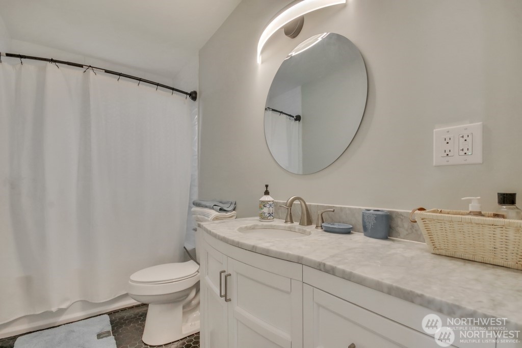 4636 S Othello , Seattle, WA 98118