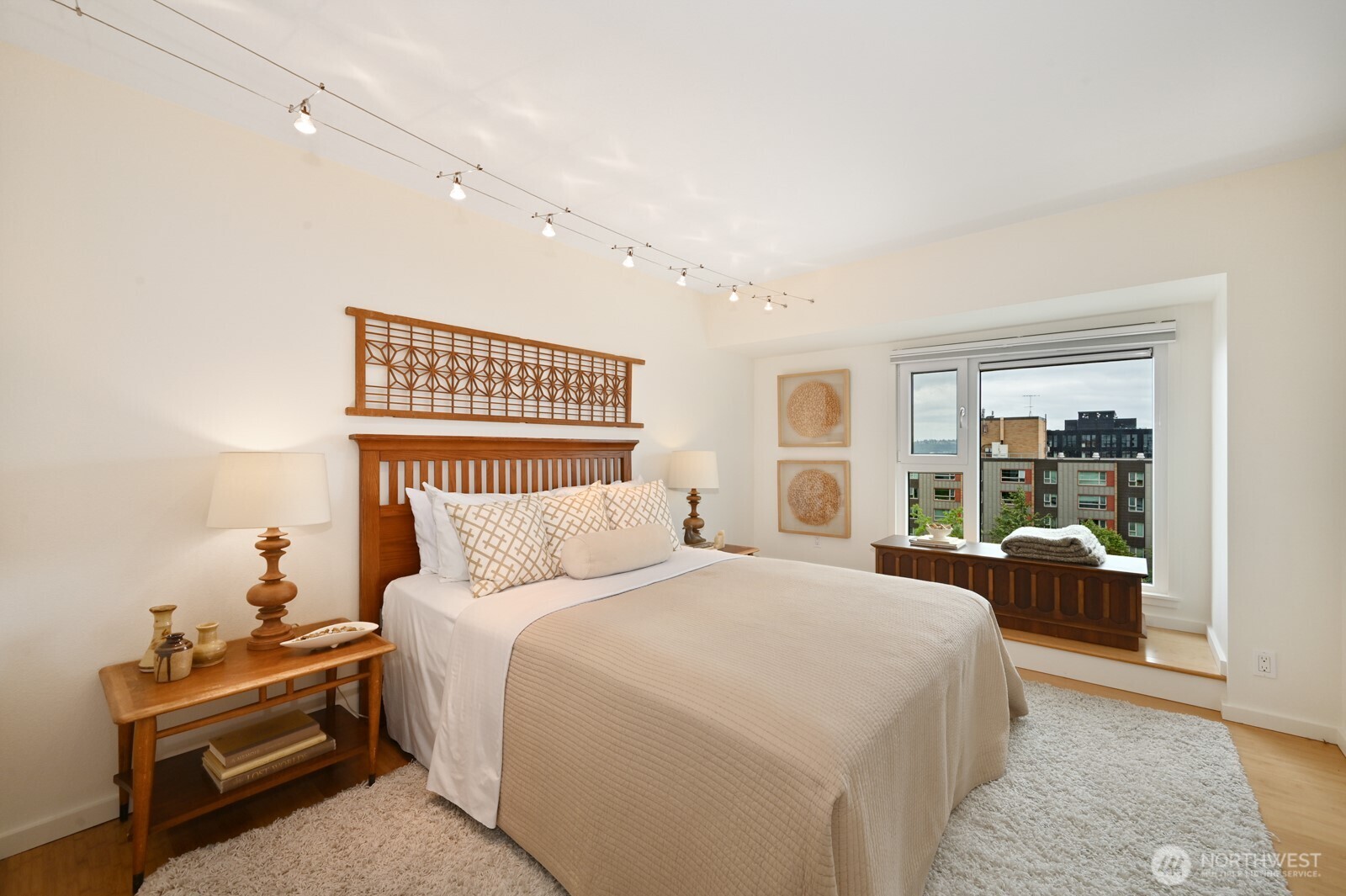 121 Vine Street #703, Seattle, WA 98121