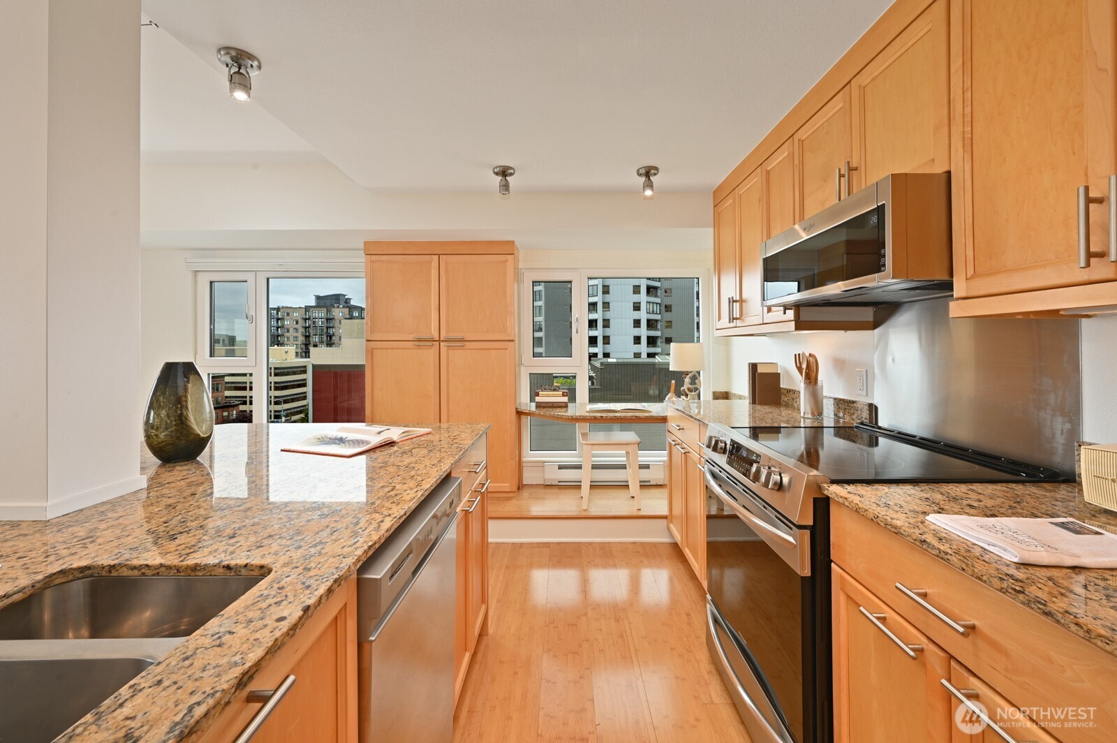 121 Vine Street #703, Seattle, WA 98121