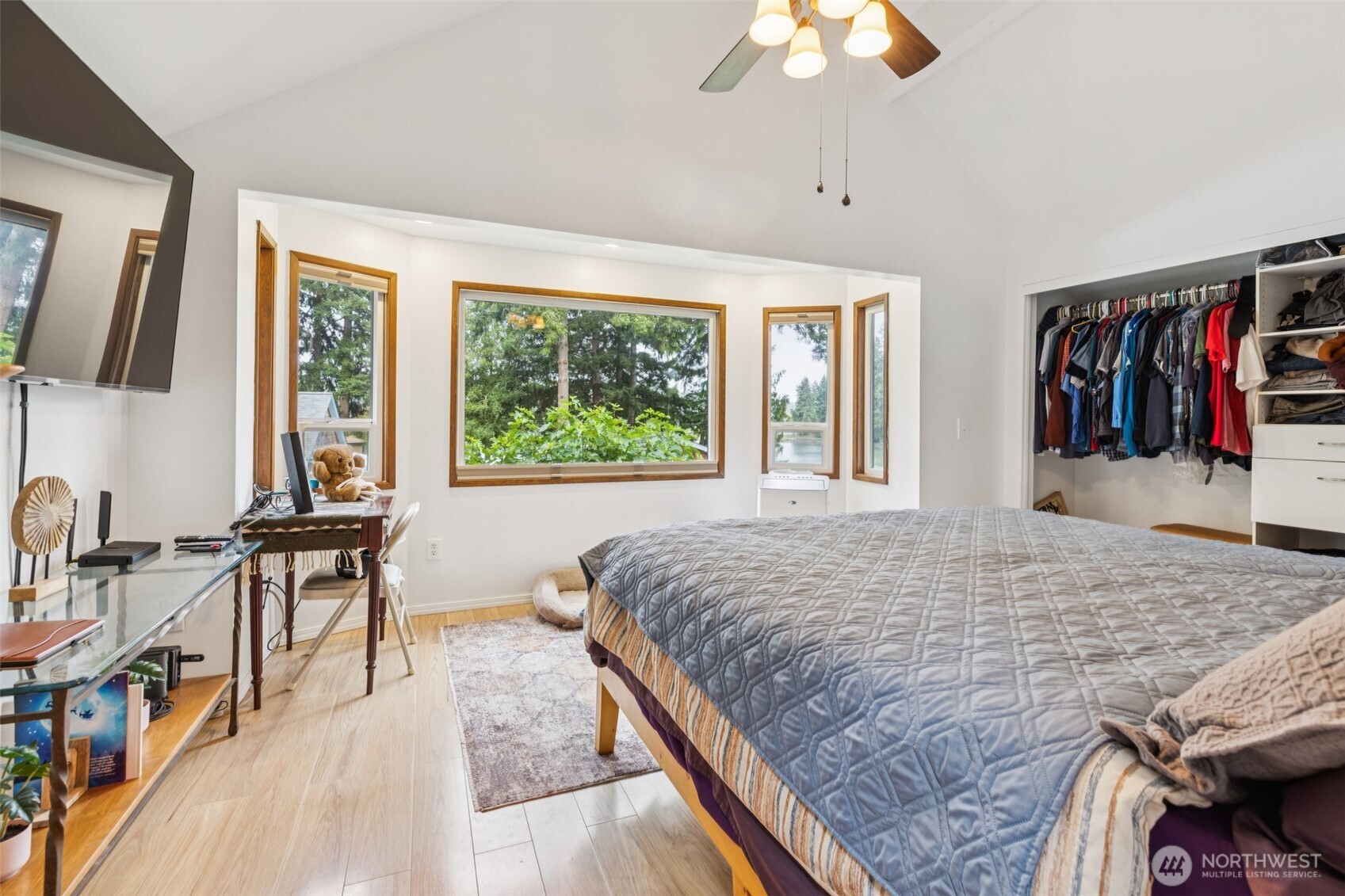 5730 Garden Lane NW, Olympia, WA 98502