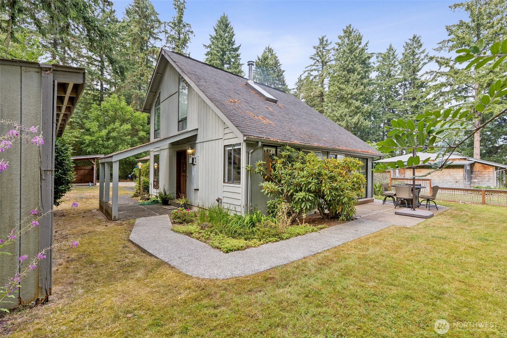 5730 Garden Lane NW, Olympia, WA 98502