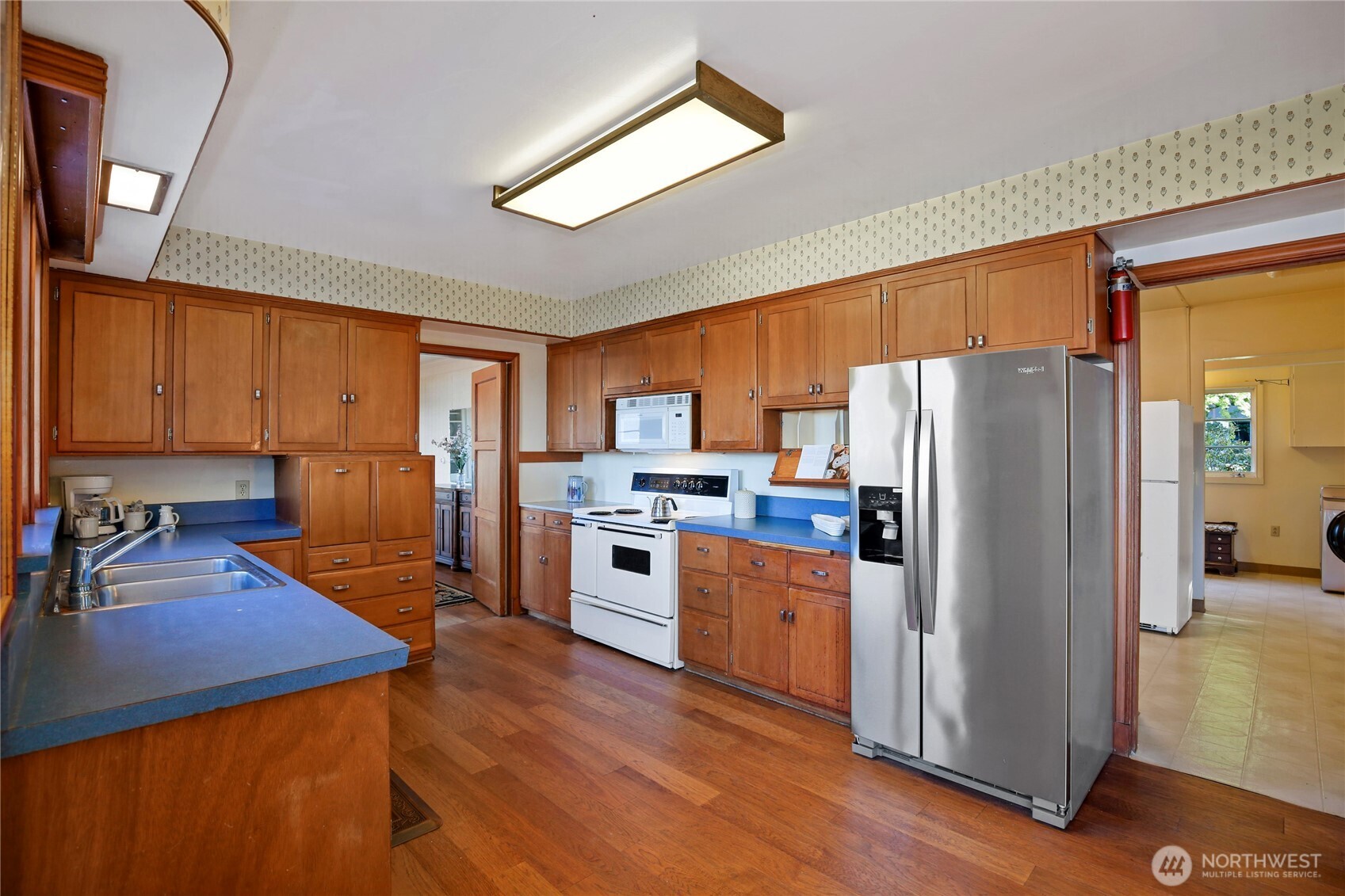 3026 Marine Drive , Bremerton, WA 98312