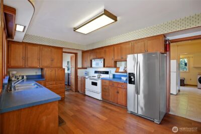 3026 Marine Drive , Bremerton, WA 98312 - Photo 19