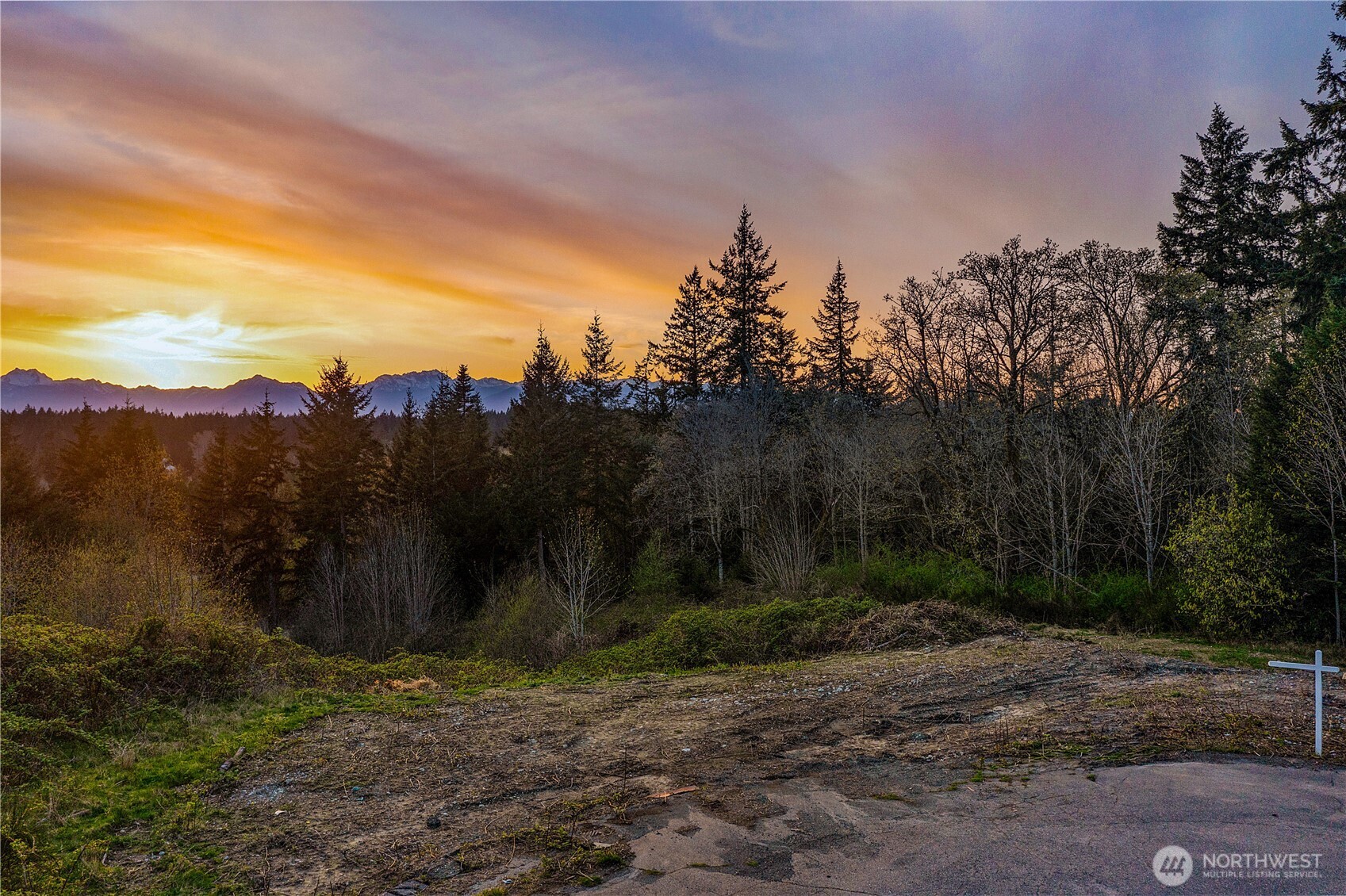8259 Kaster Drive NE, Bremerton, WA 98311