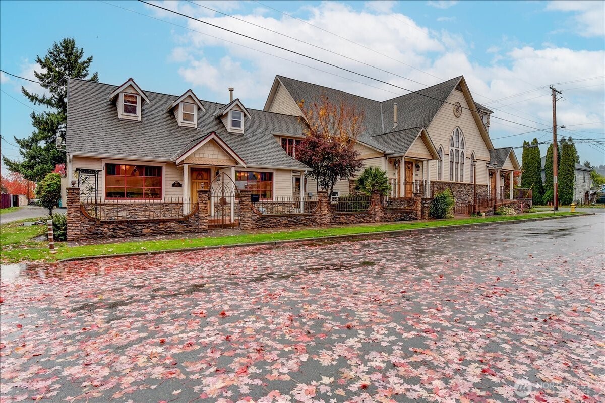 1313 Washington Street , Sumner, WA 98390