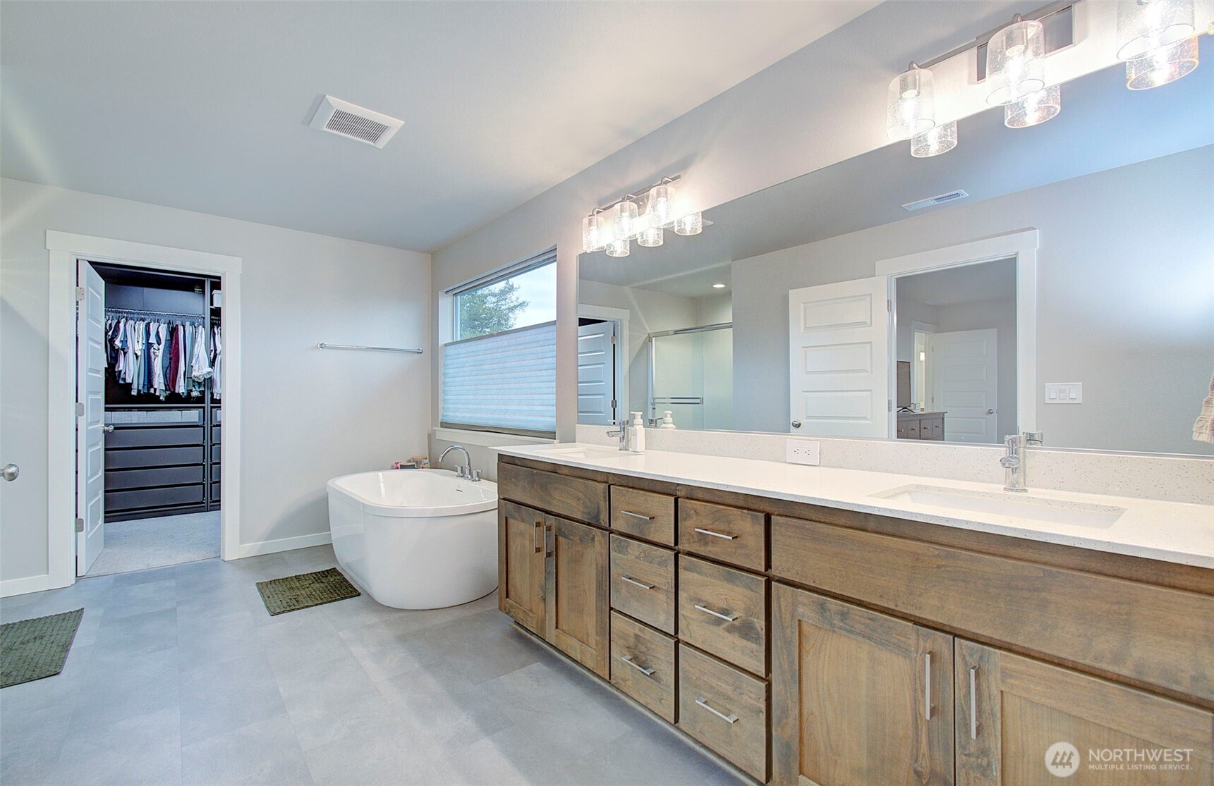 11611 NE 135th Avenue , Brush Prairie, WA 98606-3803
