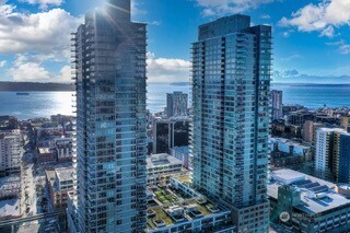 588 Bell Street #1102, Seattle, WA 98121