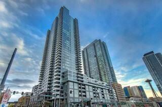 588 Bell Street #1102, Seattle, WA 98121
