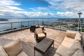 588 Bell Street #1102, Seattle, WA 98121