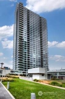 588 Bell Street #1102, Seattle, WA 98121