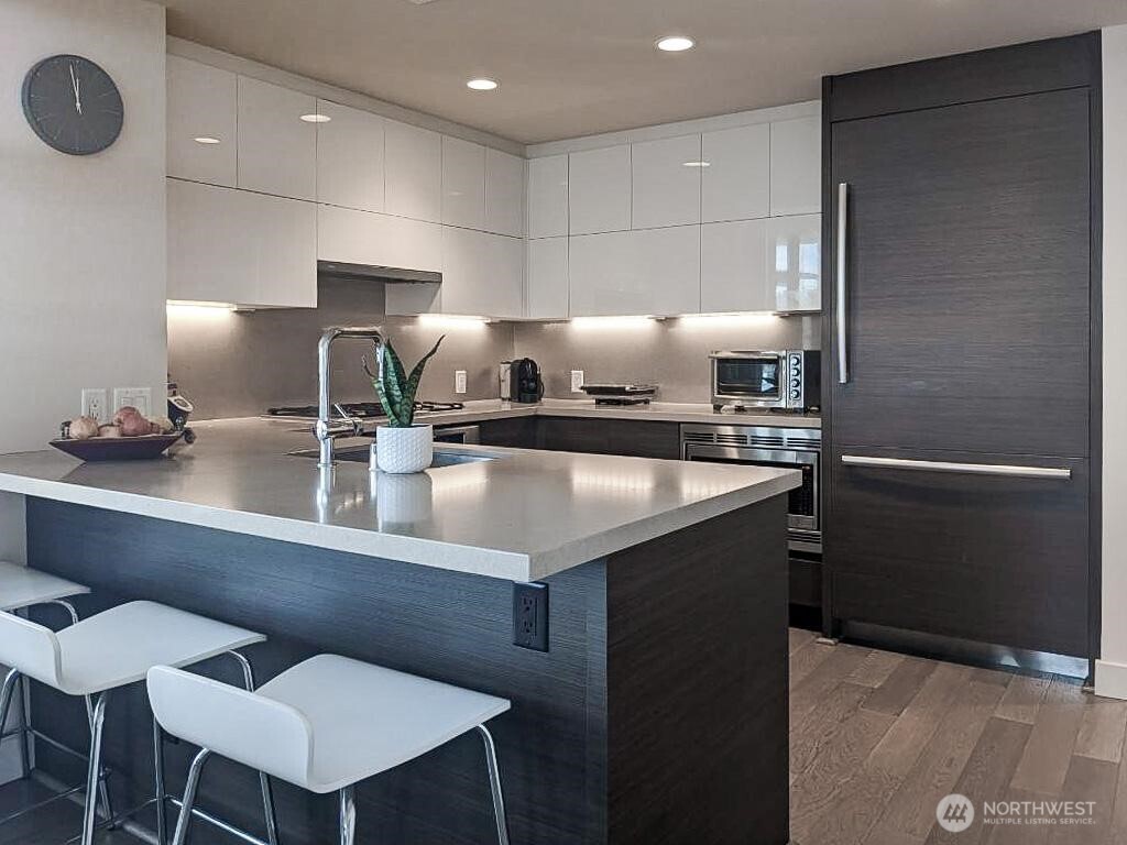 588 Bell Street #1102, Seattle, WA 98121