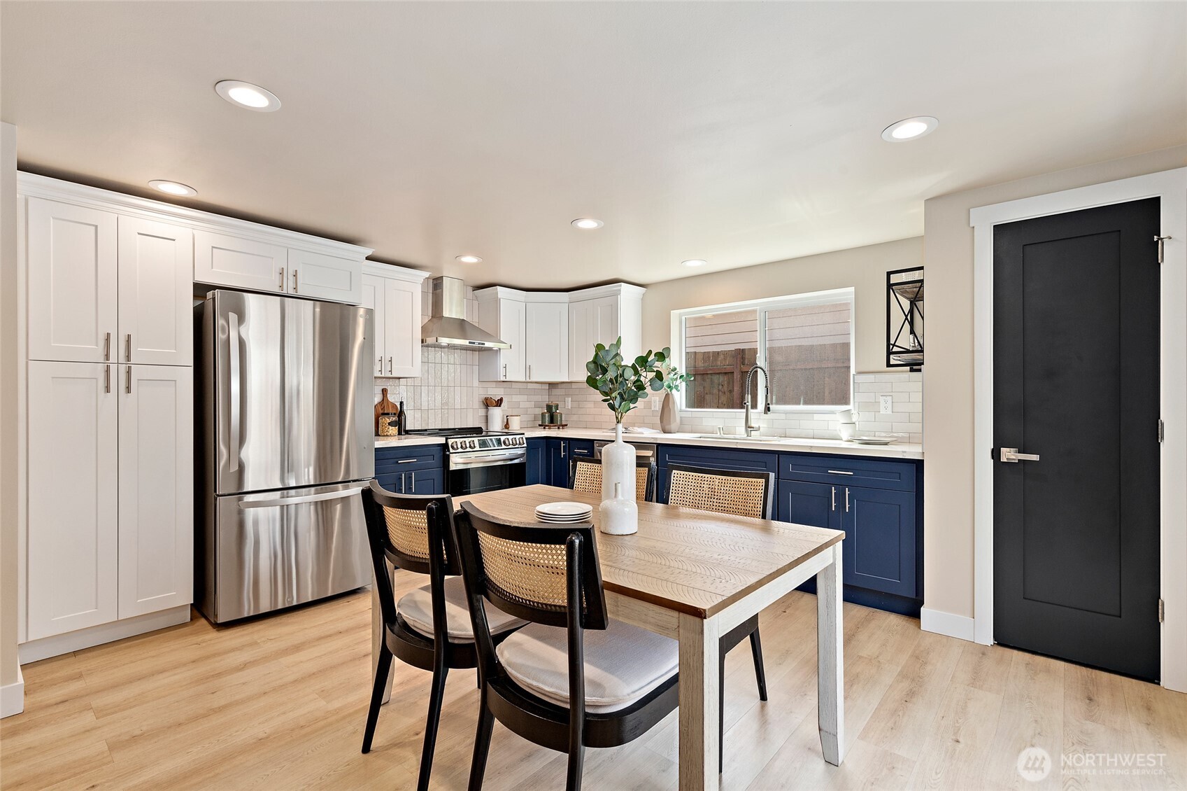 14338 Ashworth Avenue N #B, Seattle, WA 98133-7124