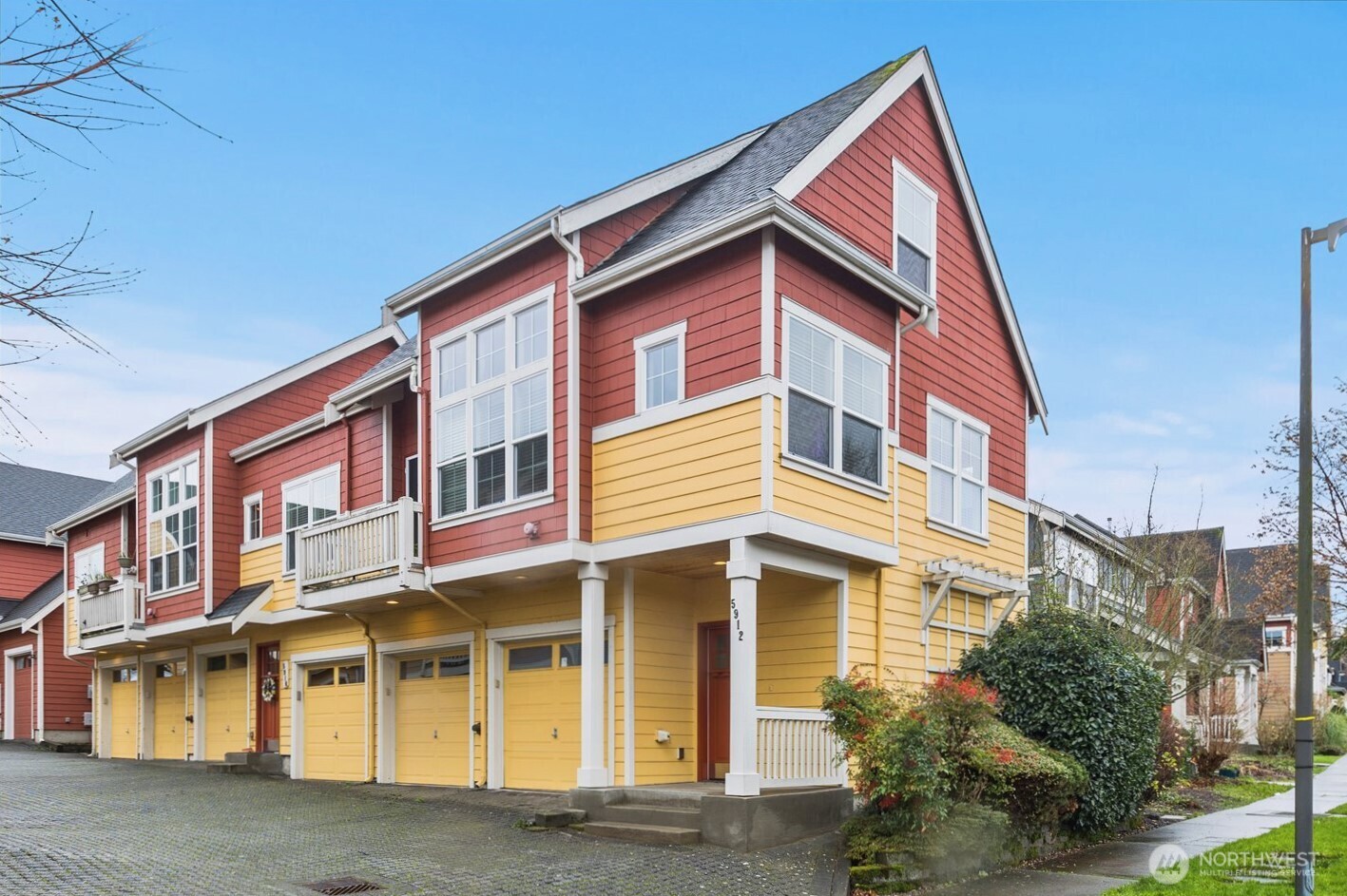 5912 31st Avenue SW, Seattle, WA 98126-2910