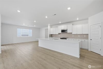 20444 Myrtle Place E, Bonney Lake, WA 98391 - Photo 5