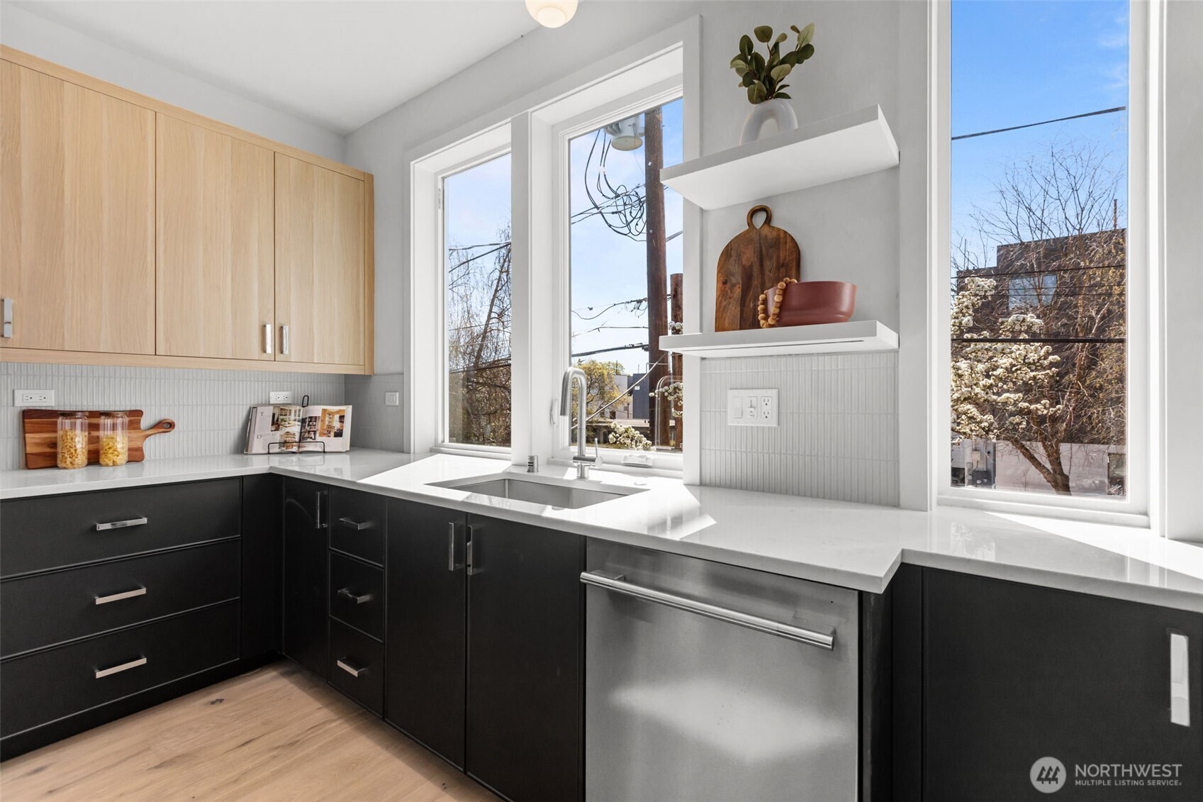 2218 A NW 62nd Street , Seattle, WA 98107